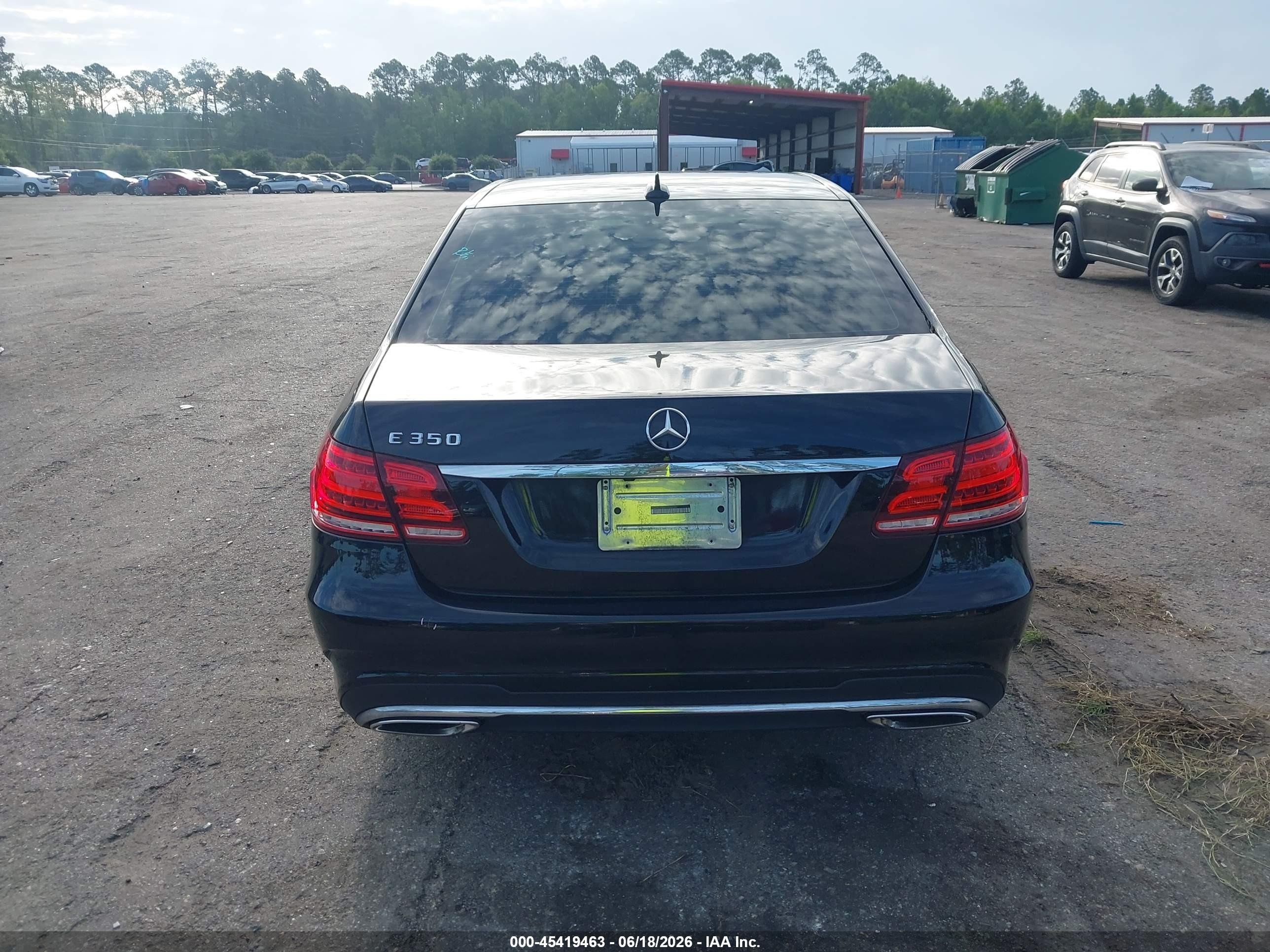 2014 Mercedes-benz E 350   Черный vin: WDDHF5KB8EA842783