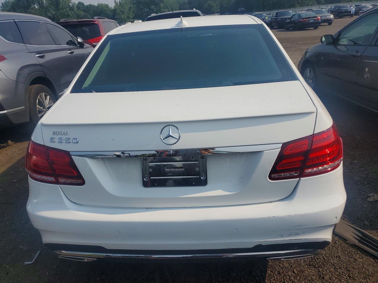 2014 Mercedes-benz E 350 Белый vin: WDDHF5KB8EA870020
