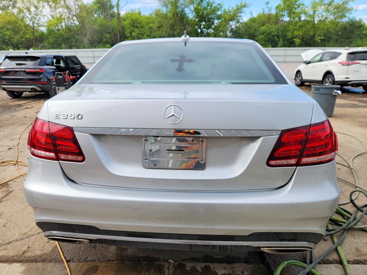 2014 Mercedes-benz E 350 Silver vin: WDDHF5KB8EA891143