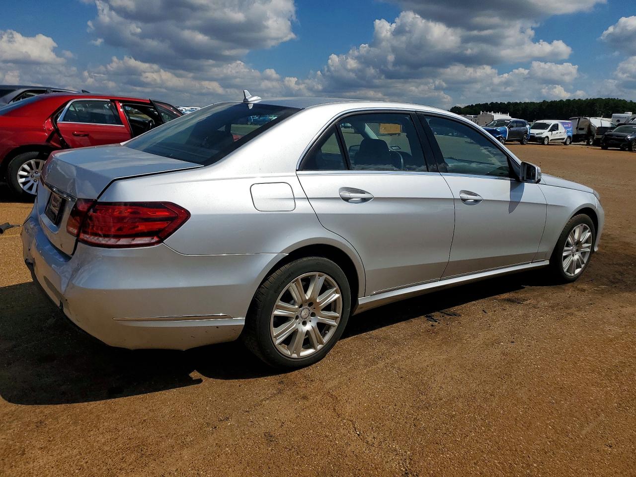 2014 Mercedes-benz E 350 Silver vin: WDDHF5KB8EA898514