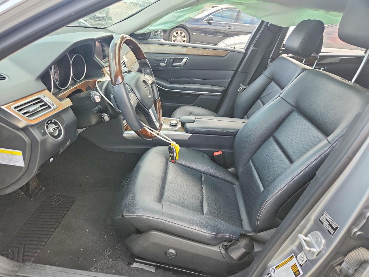 2014 Mercedes-benz E 350 Gray vin: WDDHF5KB8EA905073