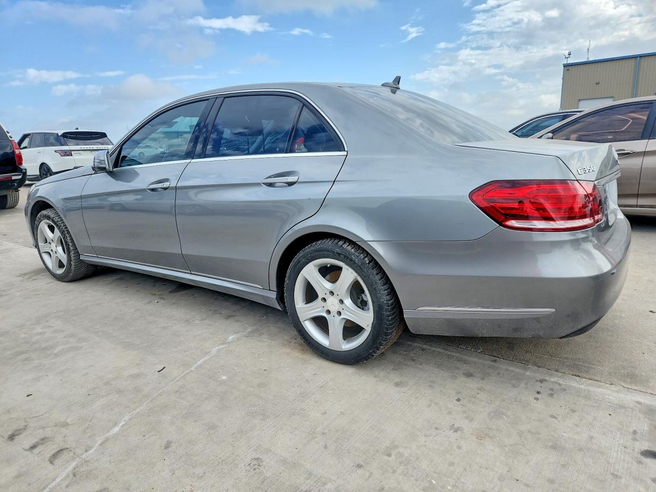 2014 Mercedes-benz E 350 Gray vin: WDDHF5KB8EA905073