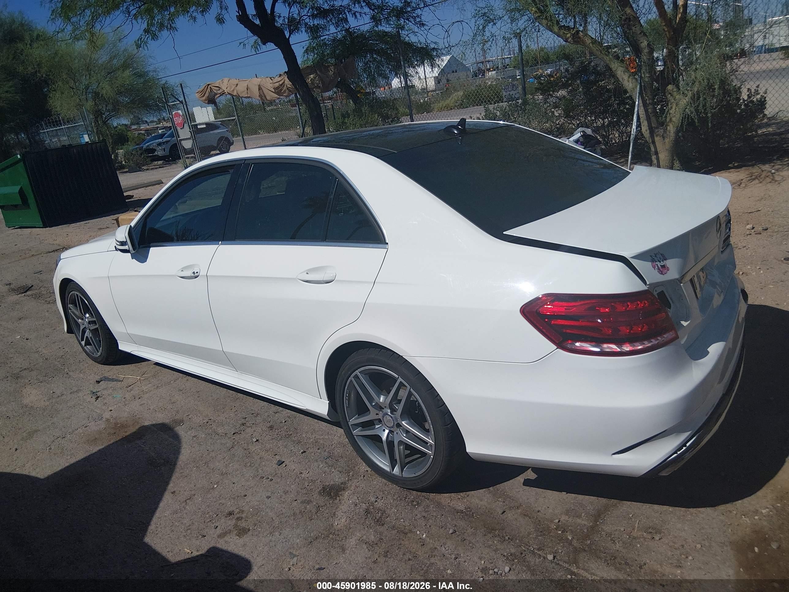 2014 Mercedes-benz E 350   White vin: WDDHF5KB8EA972319