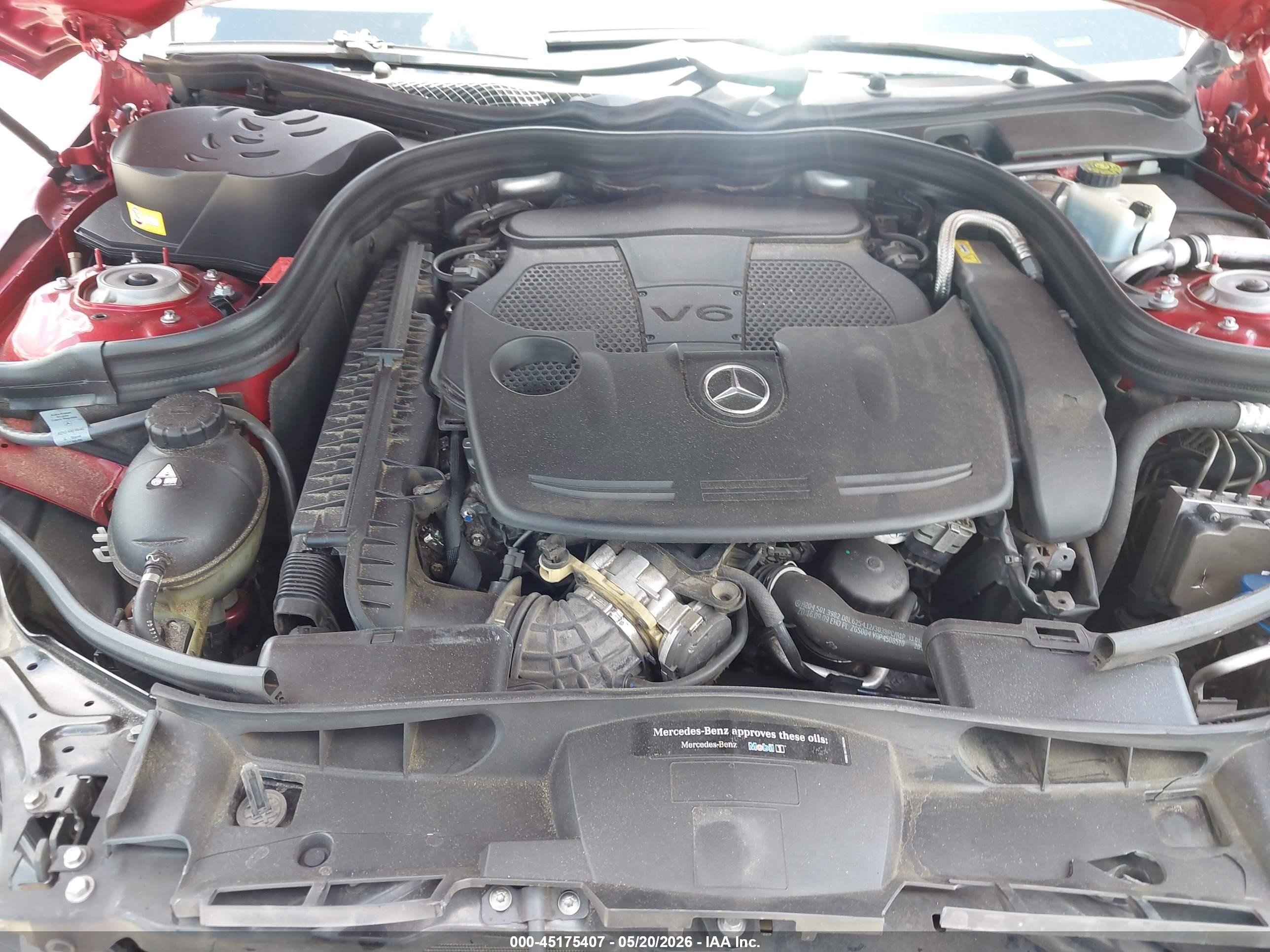 2014 Mercedes-benz E 350   Red vin: WDDHF5KB8EA974684