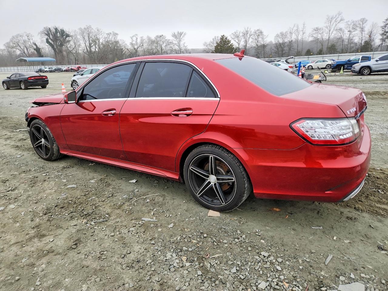 2014 Mercedes-benz E 350 Красный vin: WDDHF5KB8EA978847