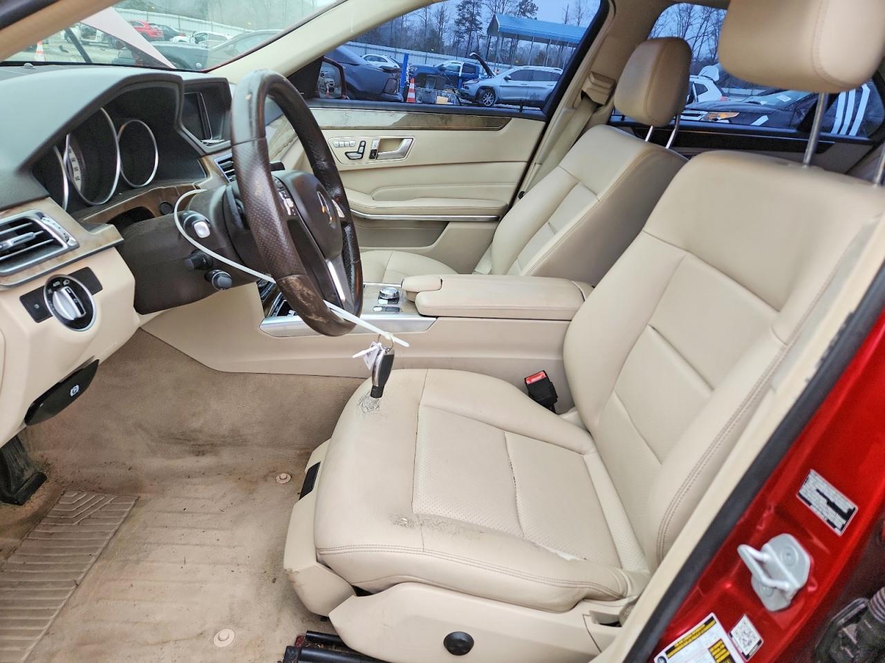 2014 Mercedes-benz E 350 Красный vin: WDDHF5KB8EA978847