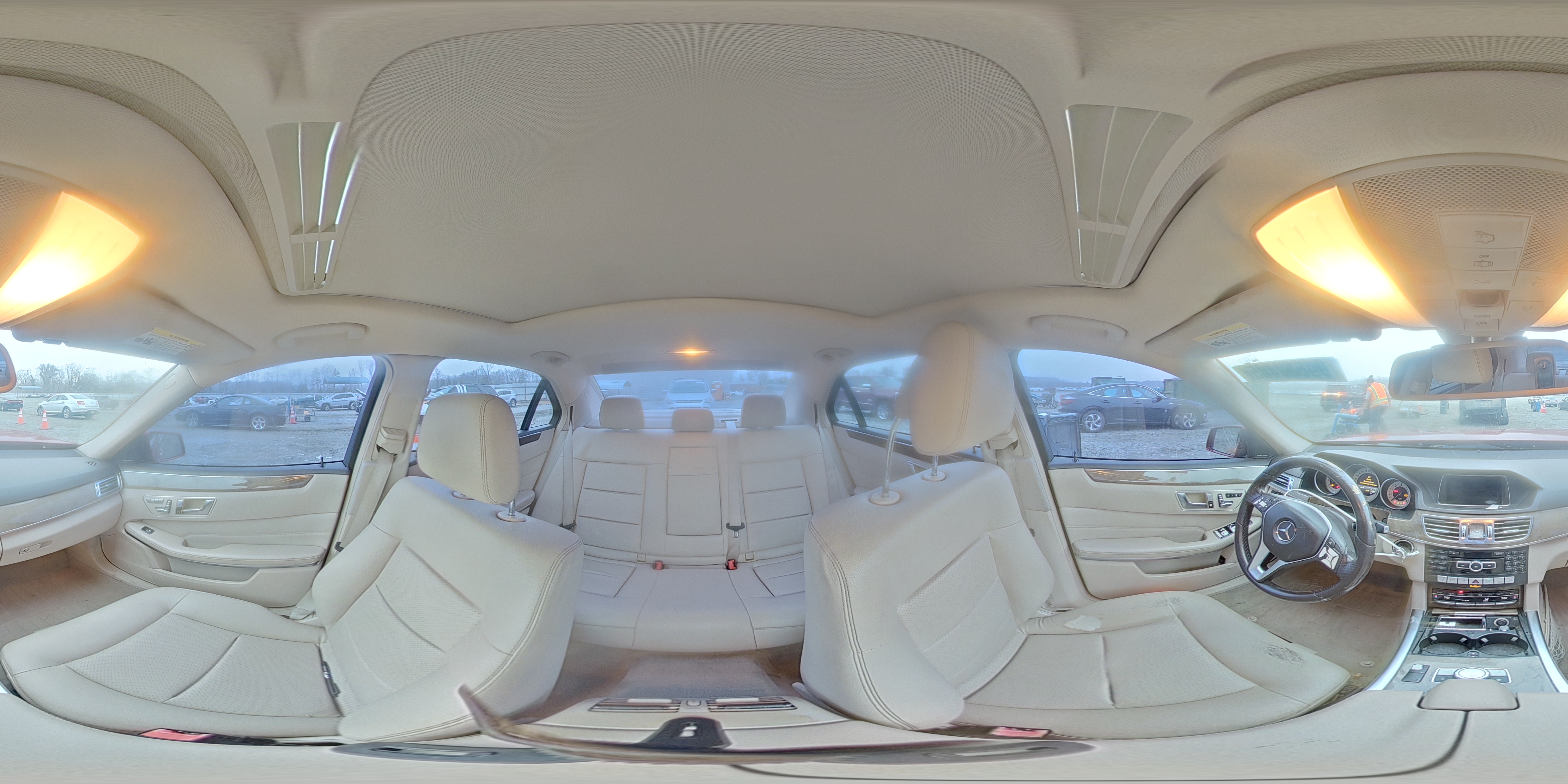 2014 Mercedes-benz E 350 Красный vin: WDDHF5KB8EA978847