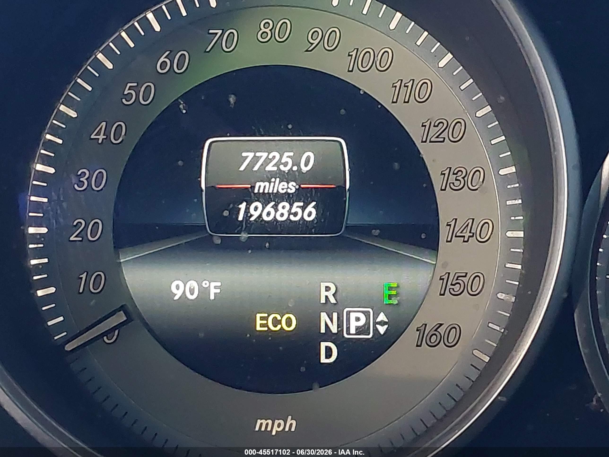 2014 Mercedes-benz E 350   Blue vin: WDDHF5KB8EB000214