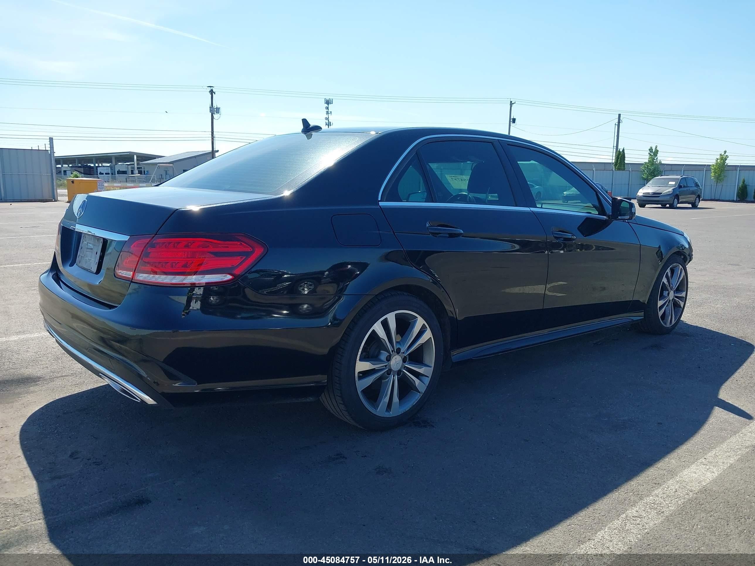2014 Mercedes-benz E 350   Black vin: WDDHF5KB8EB010855
