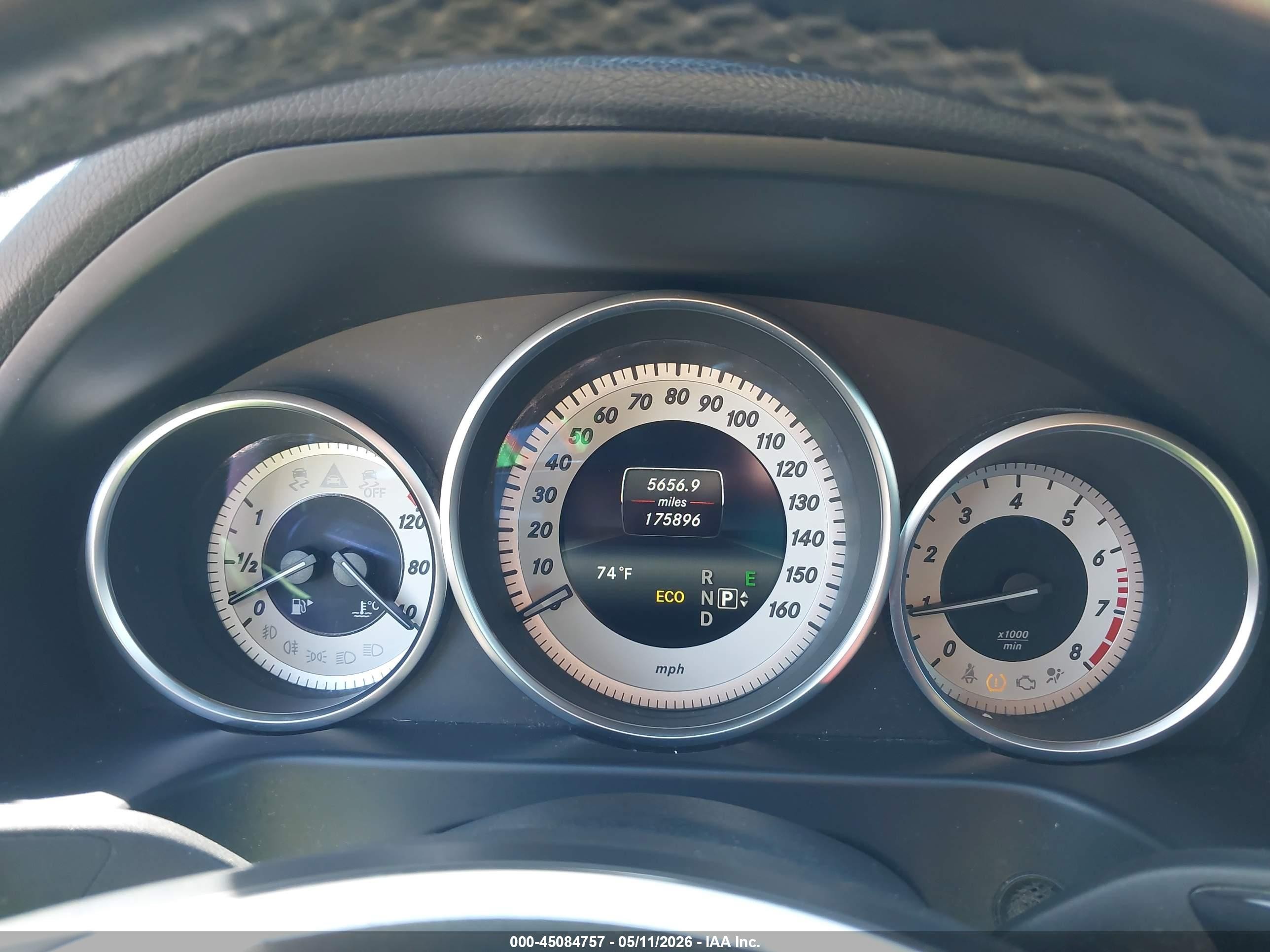 2014 Mercedes-benz E 350   Black vin: WDDHF5KB8EB010855