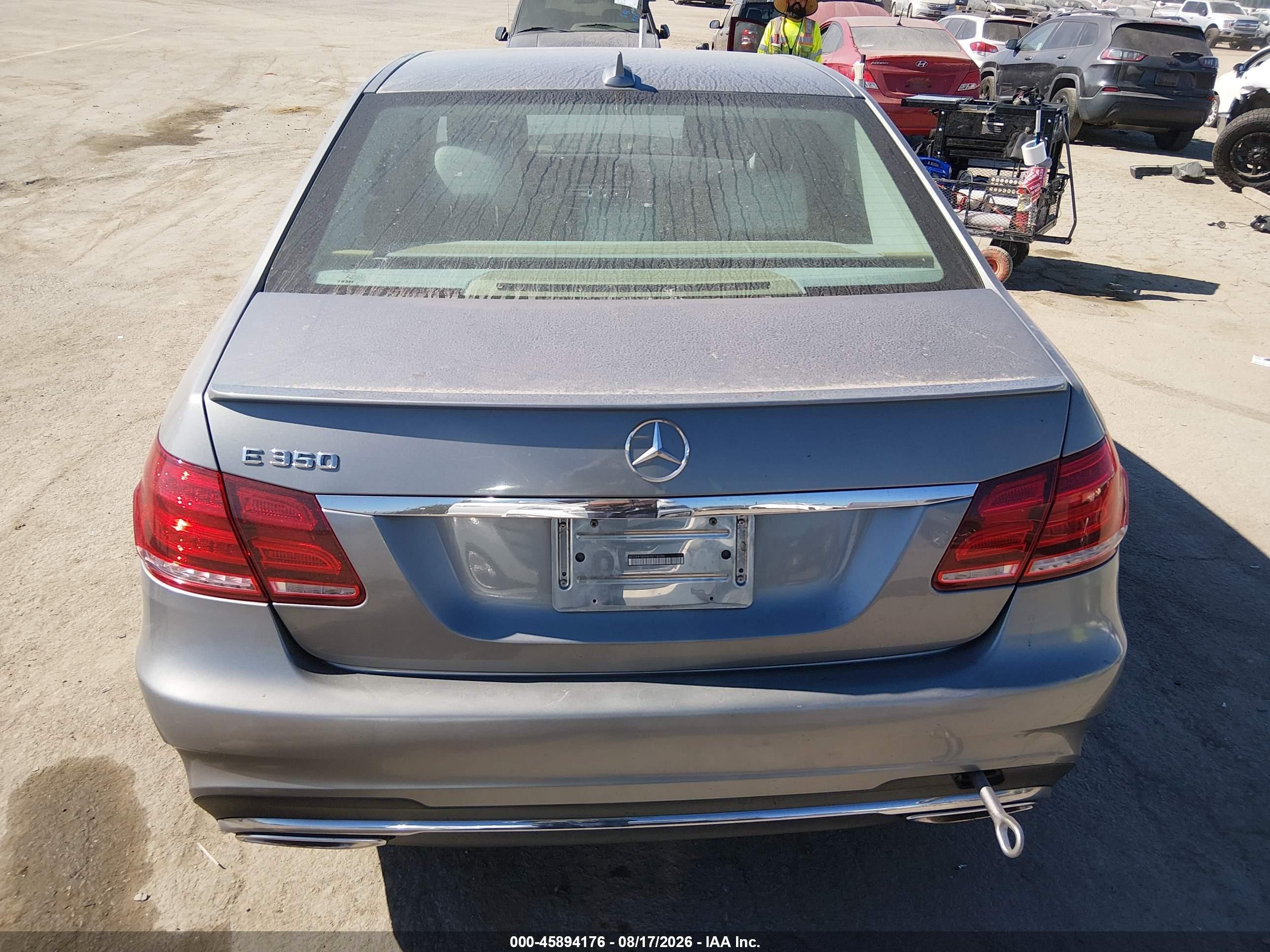 2014 Mercedes-benz E 350   Silver vin: WDDHF5KB8EB014386