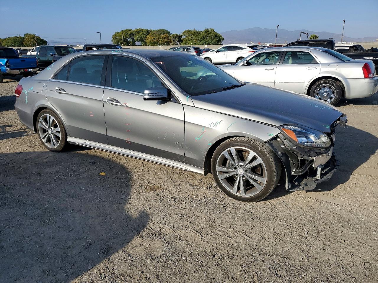 2015 Mercedes-benz E 350 Silver vin: WDDHF5KB8FB090143