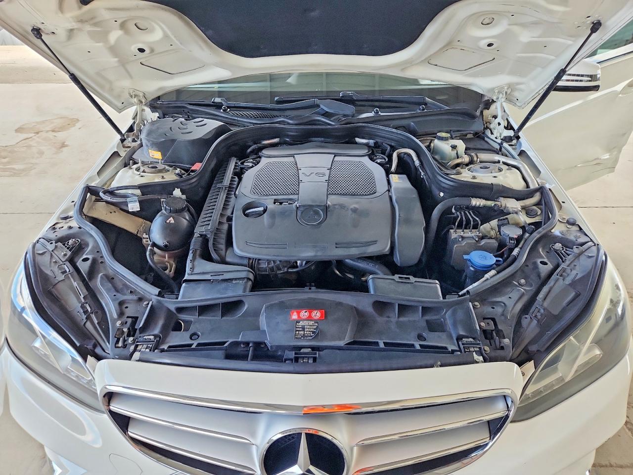 2015 Mercedes-benz E 350 White vin: WDDHF5KB8FB097237