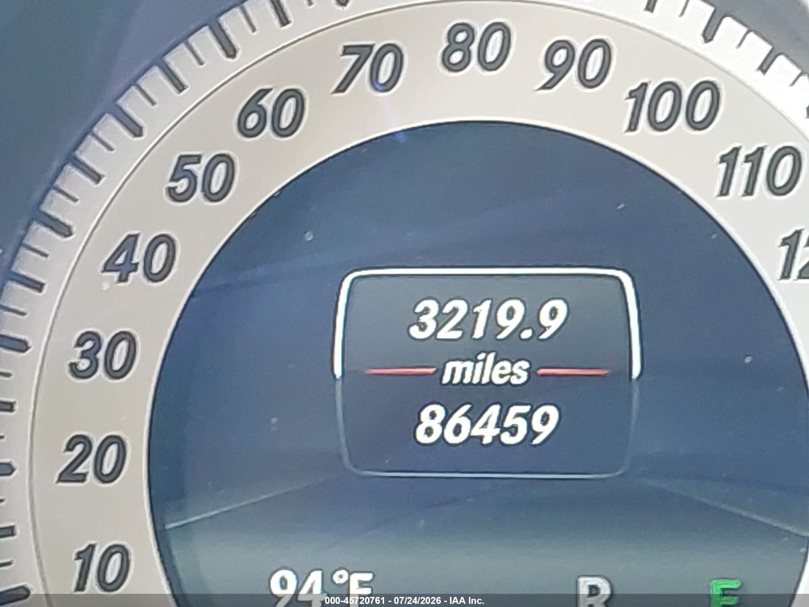 2015 Mercedes-benz E 350   Синий vin: WDDHF5KB8FB122797