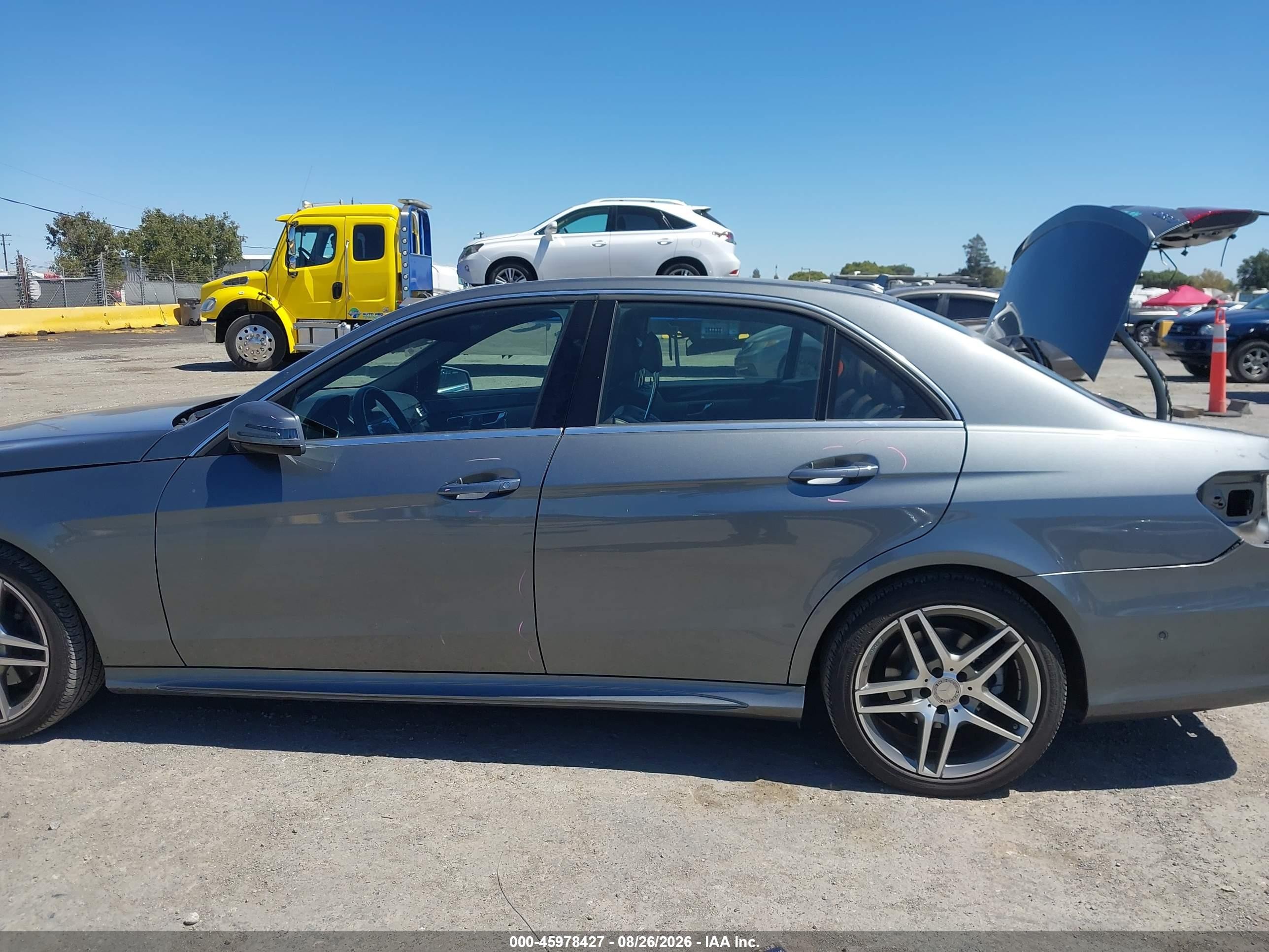 2016 Mercedes-benz E 350   Серый vin: WDDHF5KB8GB306350