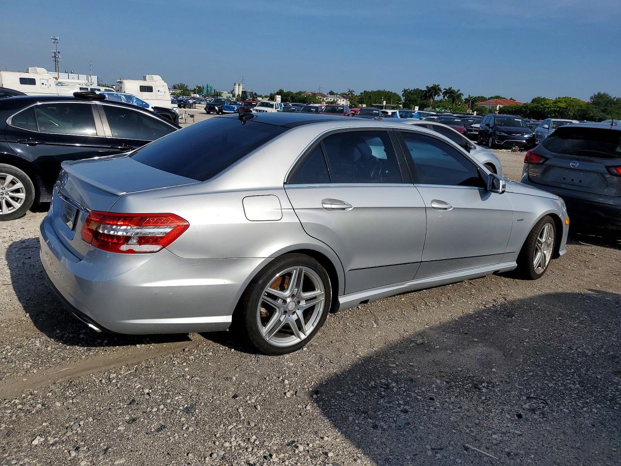 2012 Mercedes-benz E 350 Silver vin: WDDHF5KB9CA631881