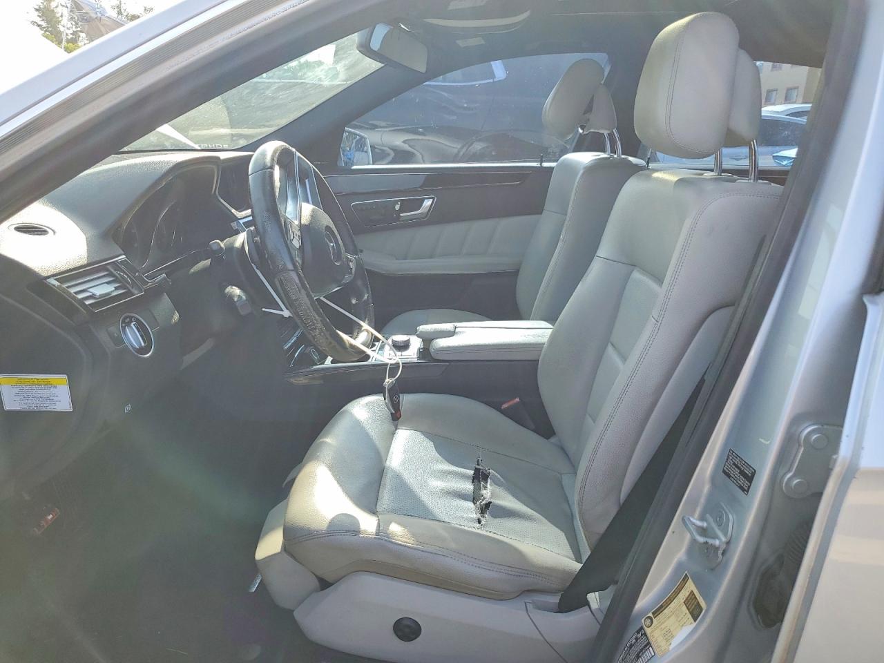 2012 Mercedes-benz E 350 Silver vin: WDDHF5KB9CA631881