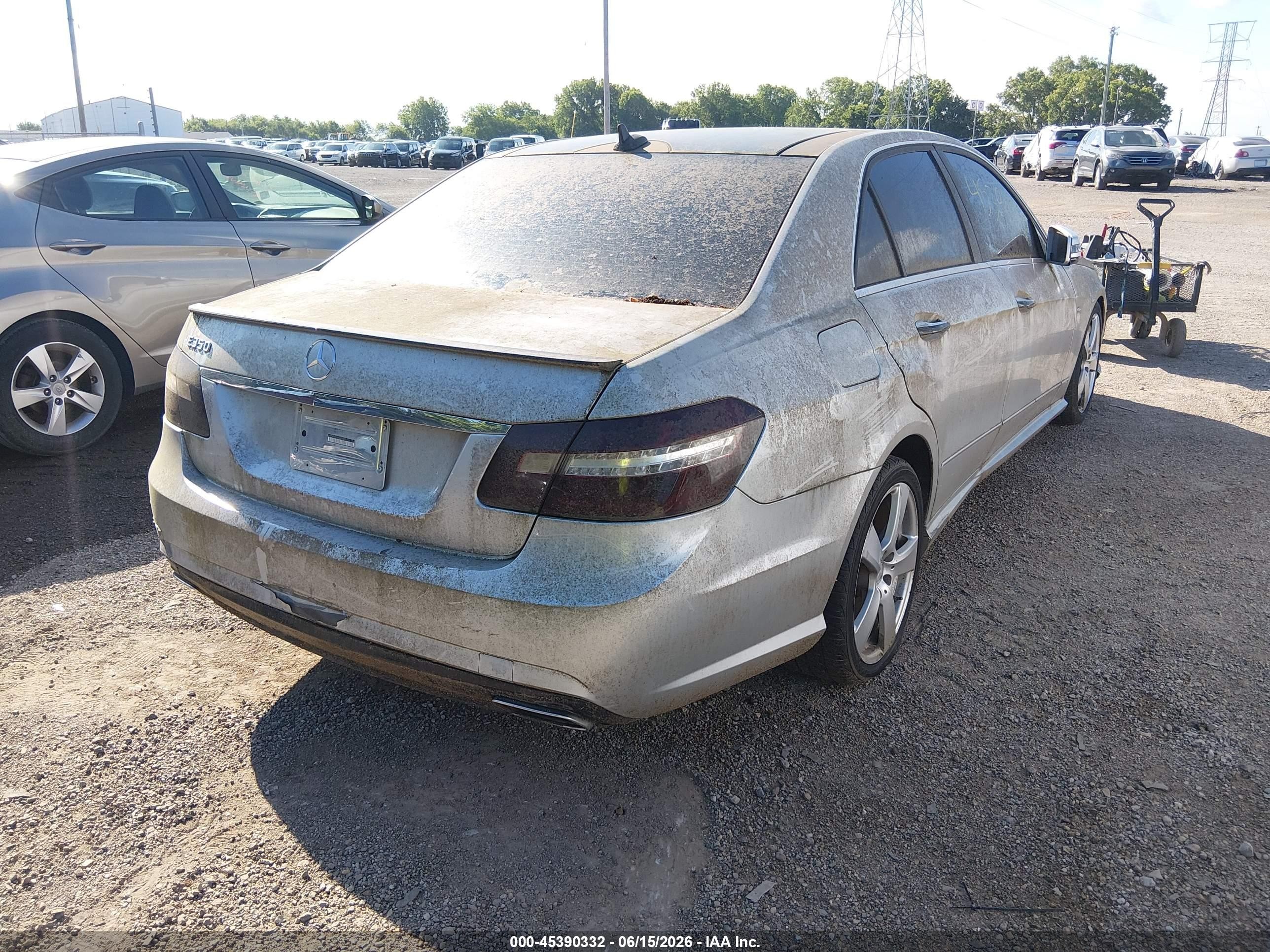 2012 Mercedes-benz E 350 Silver vin: WDDHF5KB9CA637440