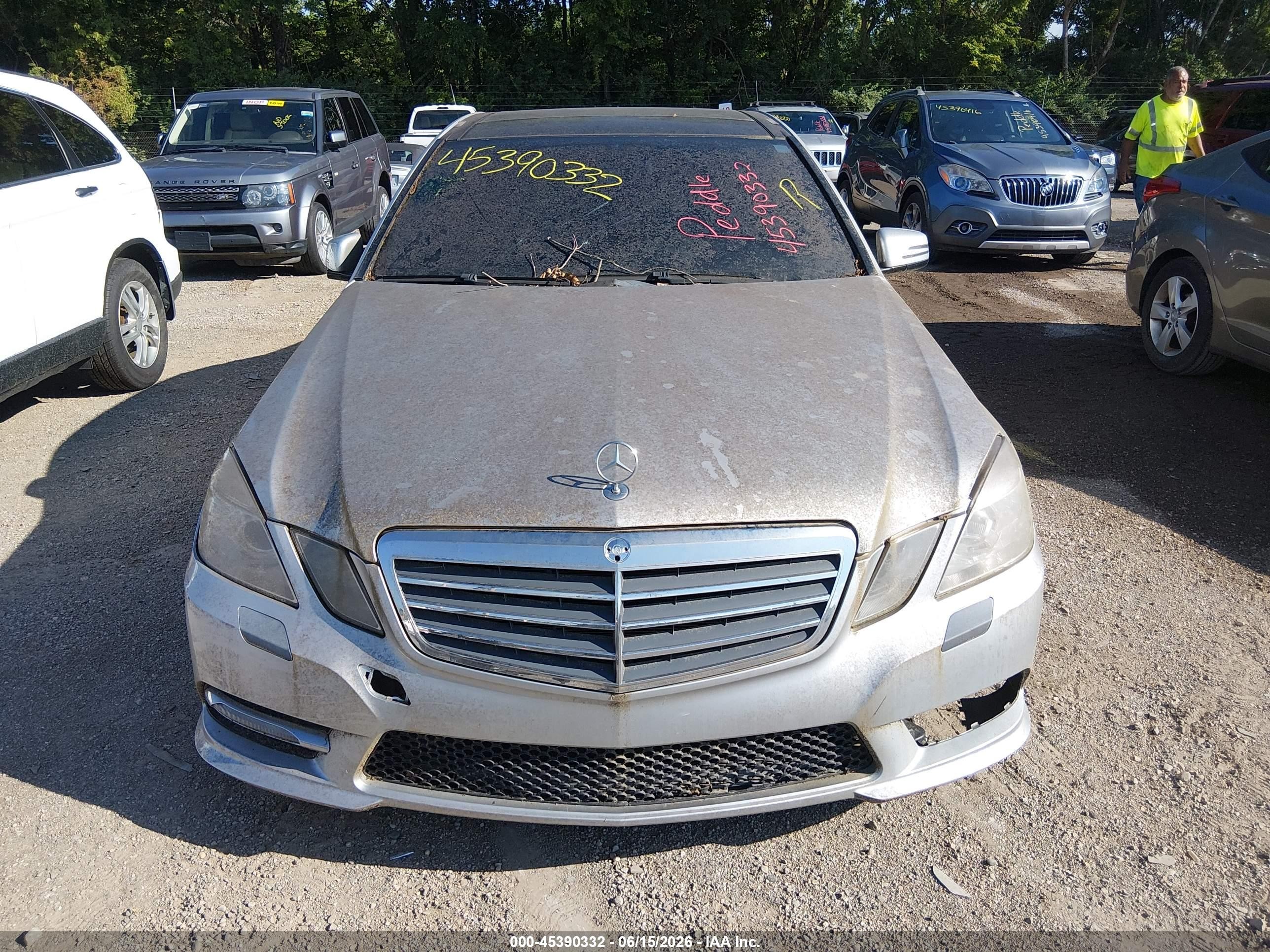 2012 Mercedes-benz E 350 Silver vin: WDDHF5KB9CA637440