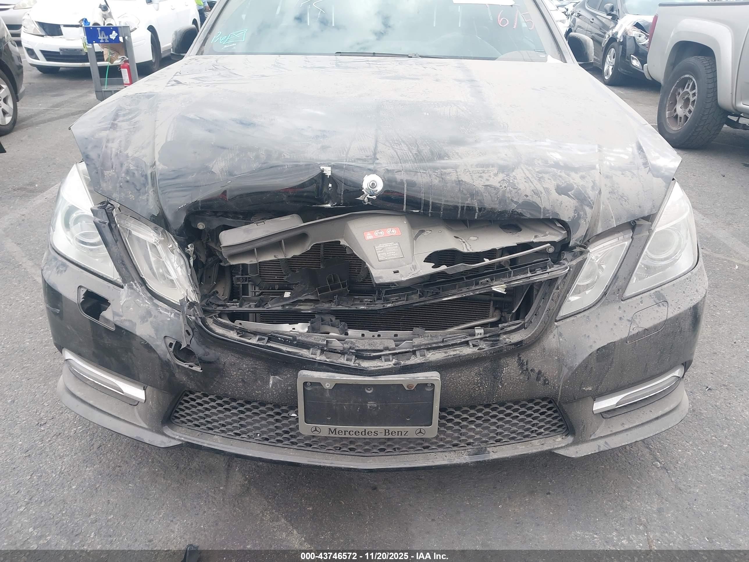 2013 Mercedes-benz E 350   Черный vin: WDDHF5KB9DA709562