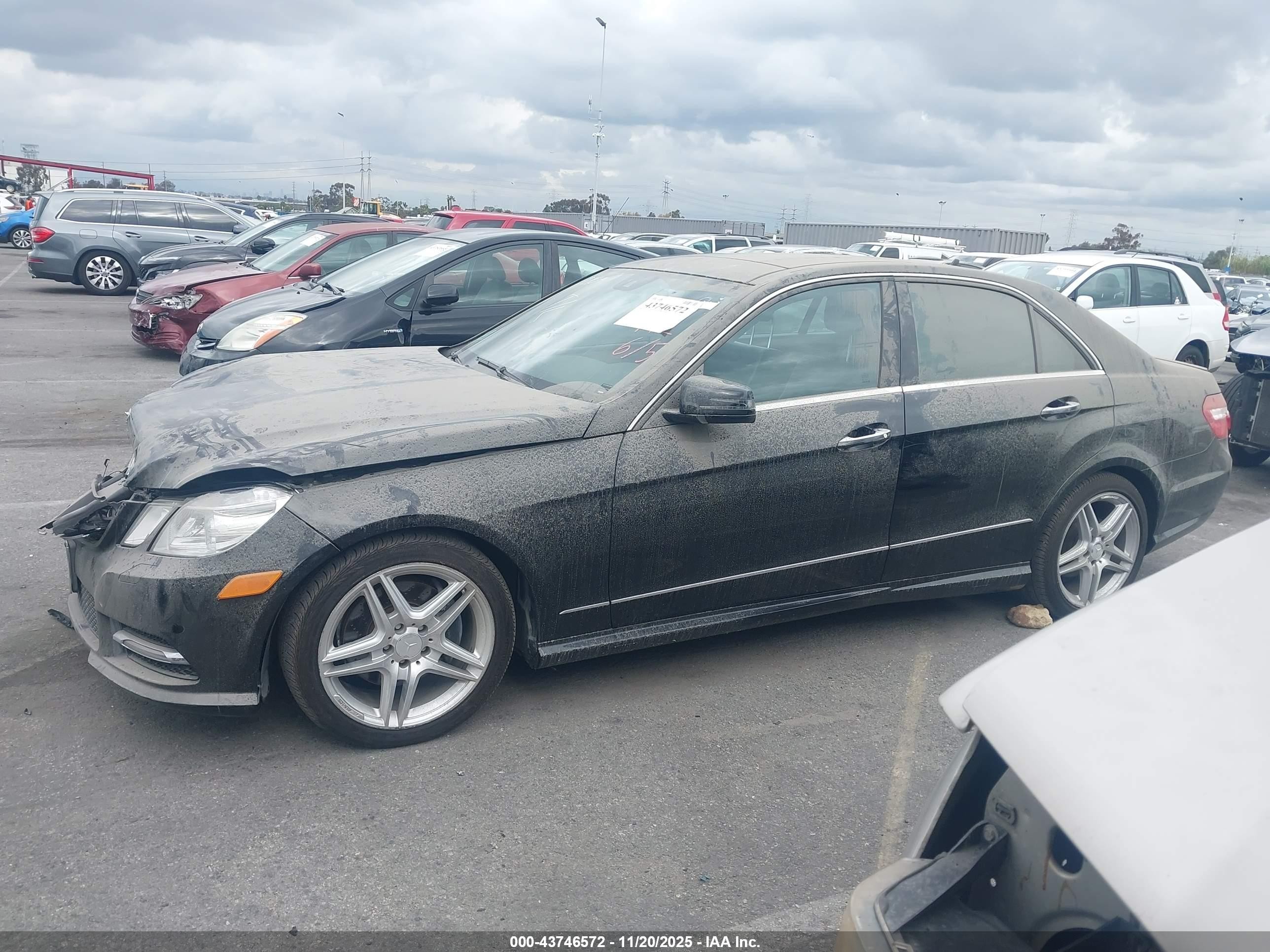 2013 Mercedes-benz E 350   Черный vin: WDDHF5KB9DA709562