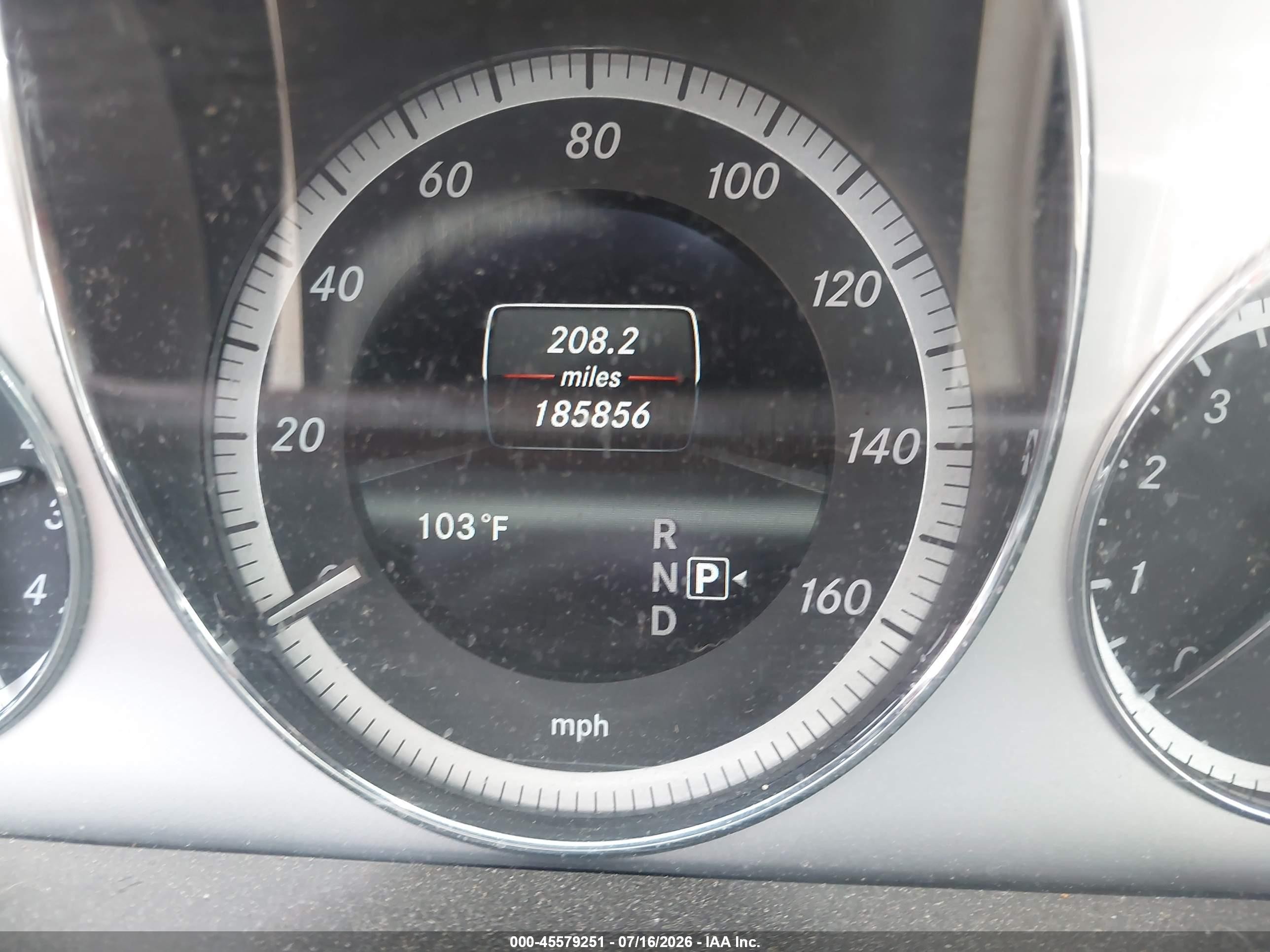 2013 Mercedes-benz E 350   Синий vin: WDDHF5KB9DA725759
