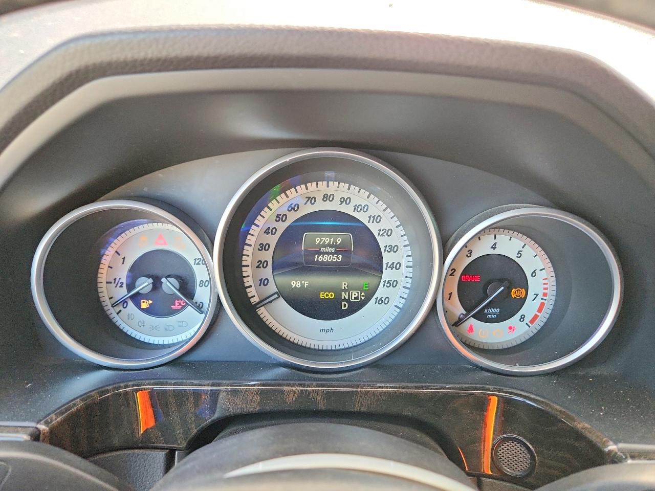 2014 Mercedes-benz E 350 Blue vin: WDDHF5KB9EA778933