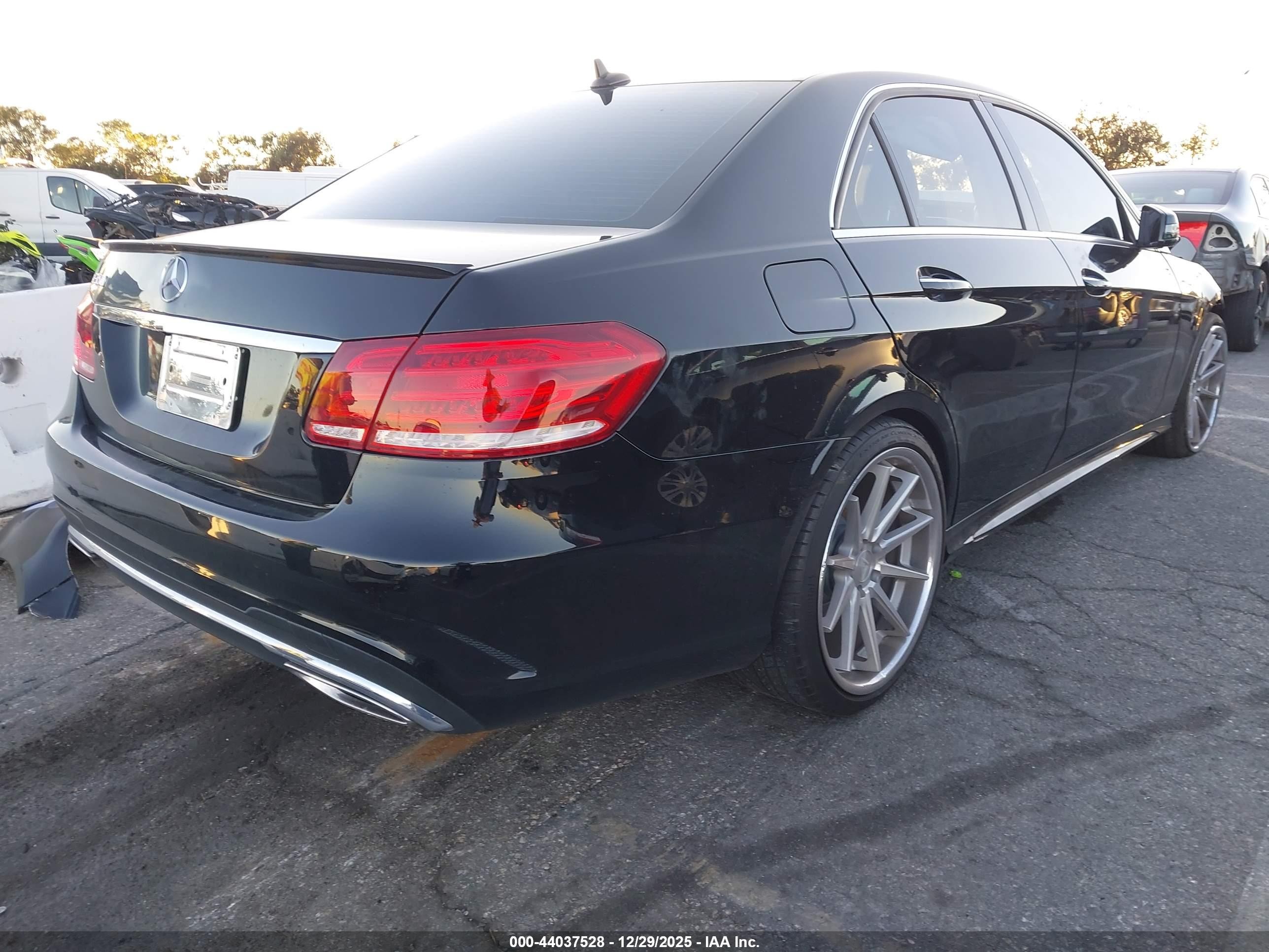 2014 Mercedes-benz E 350 Black vin: WDDHF5KB9EA793495