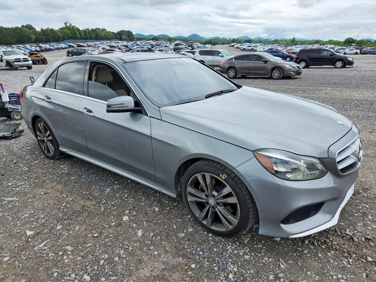 2014 Mercedes-benz E 350 Silver vin: WDDHF5KB9EA811963