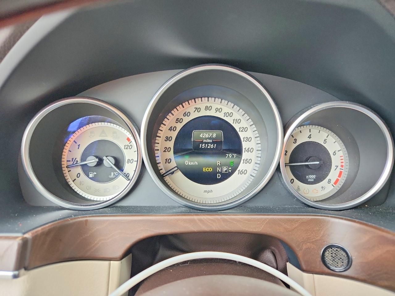 2014 Mercedes-benz E 350 Silver vin: WDDHF5KB9EA811963