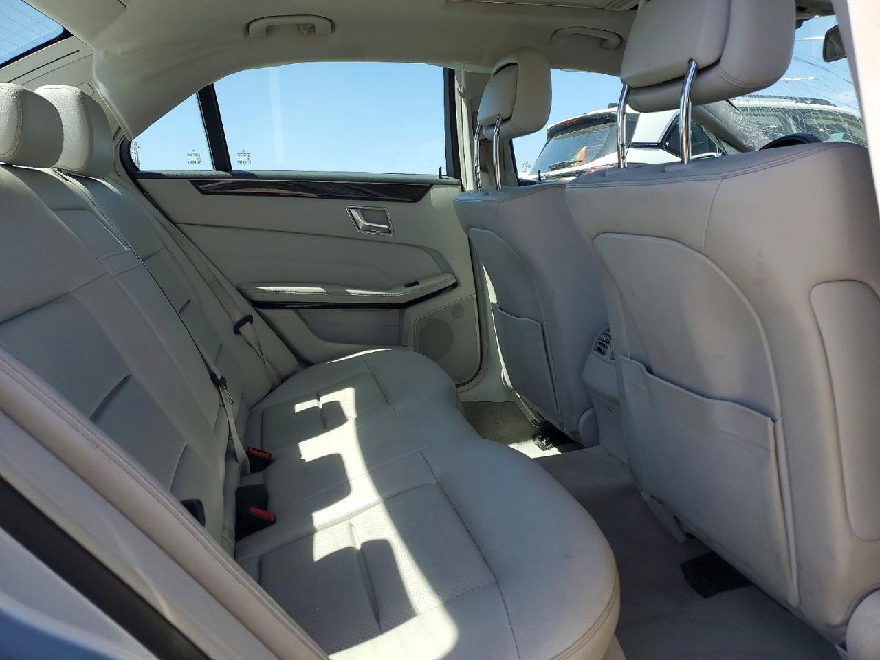 2014 Mercedes-benz E 350 Silver vin: WDDHF5KB9EA891474