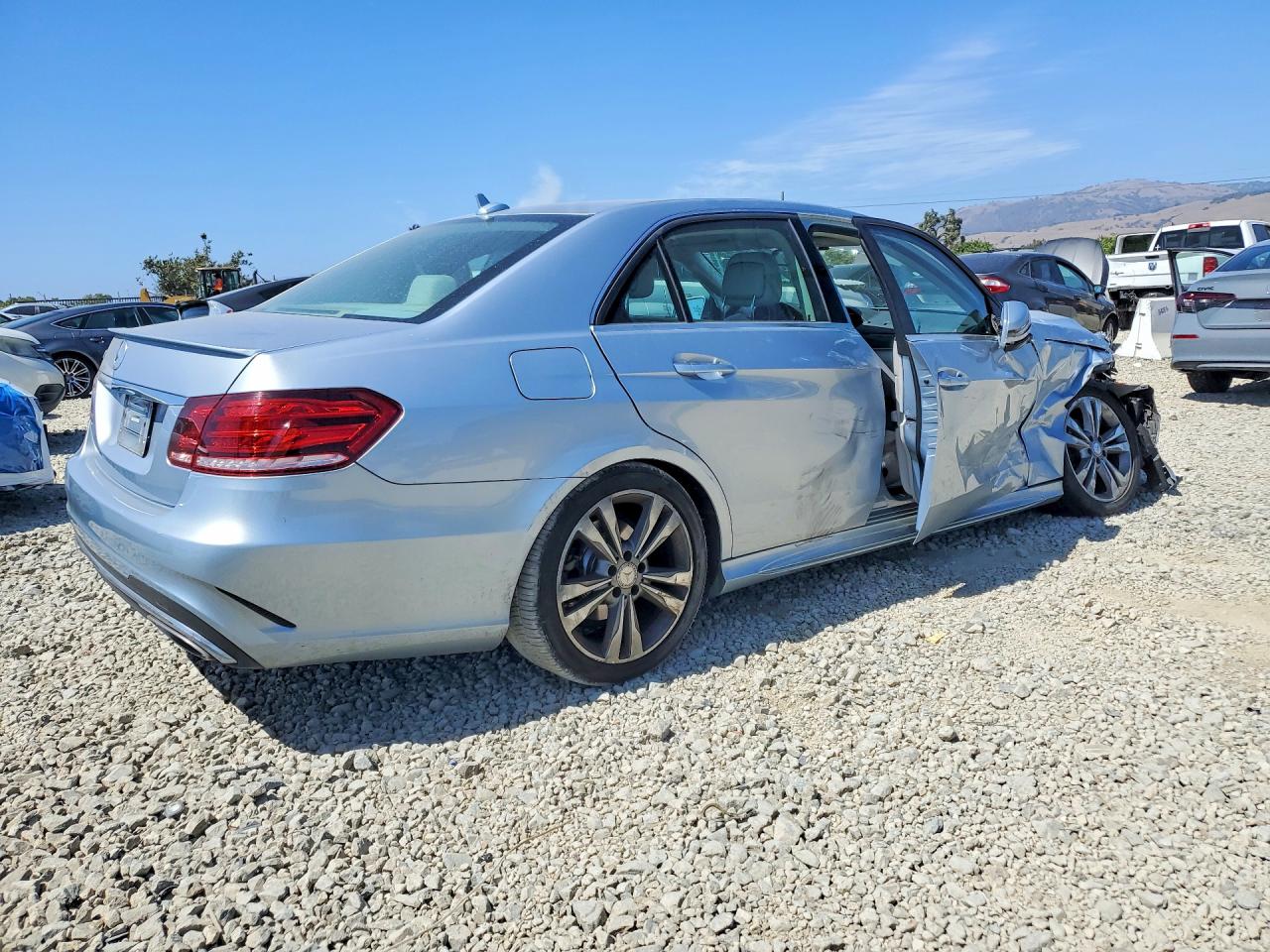 2014 Mercedes-benz E 350 Silver vin: WDDHF5KB9EA891474