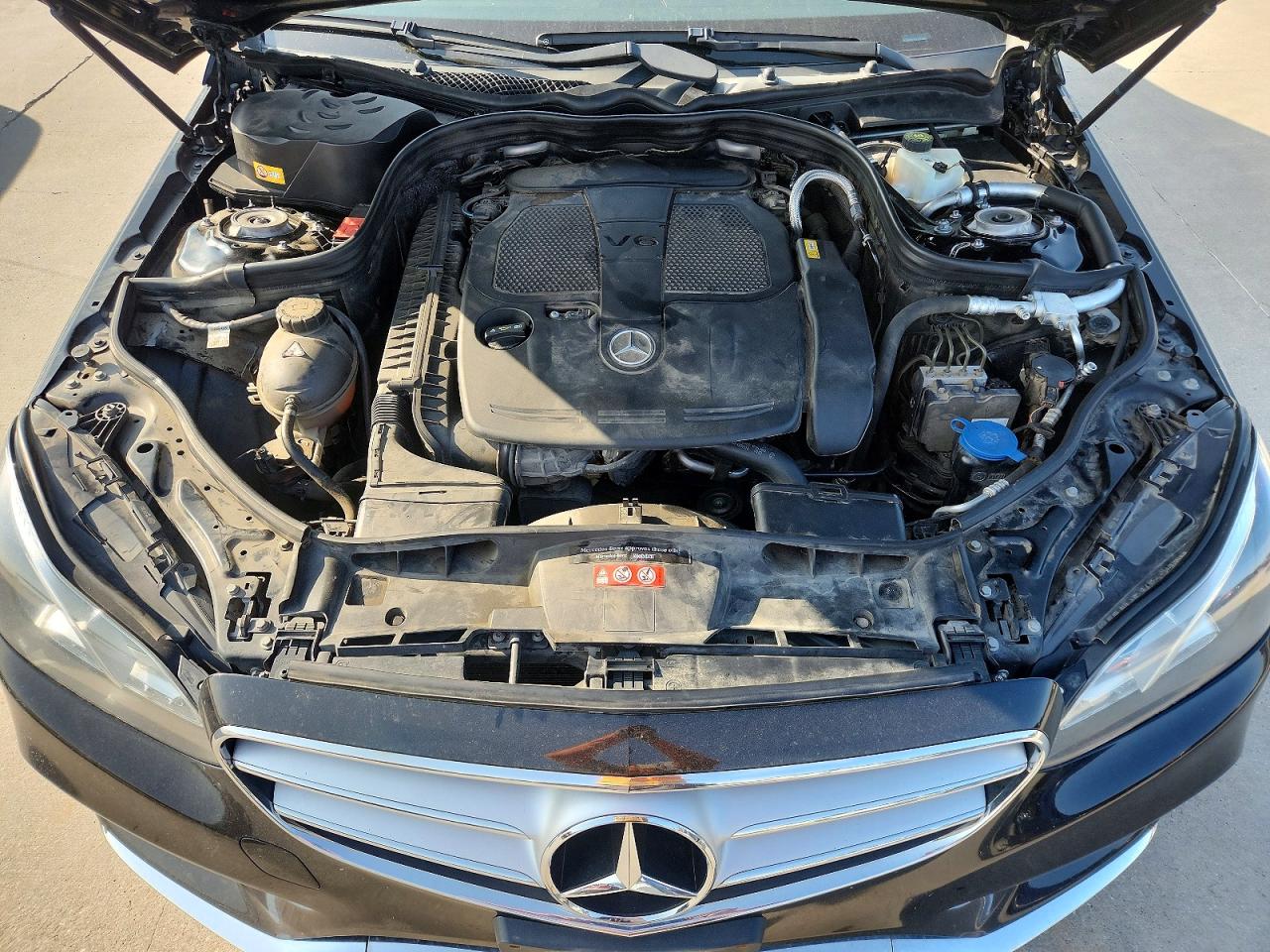 2014 Mercedes-benz E 350 Black vin: WDDHF5KB9EA905941