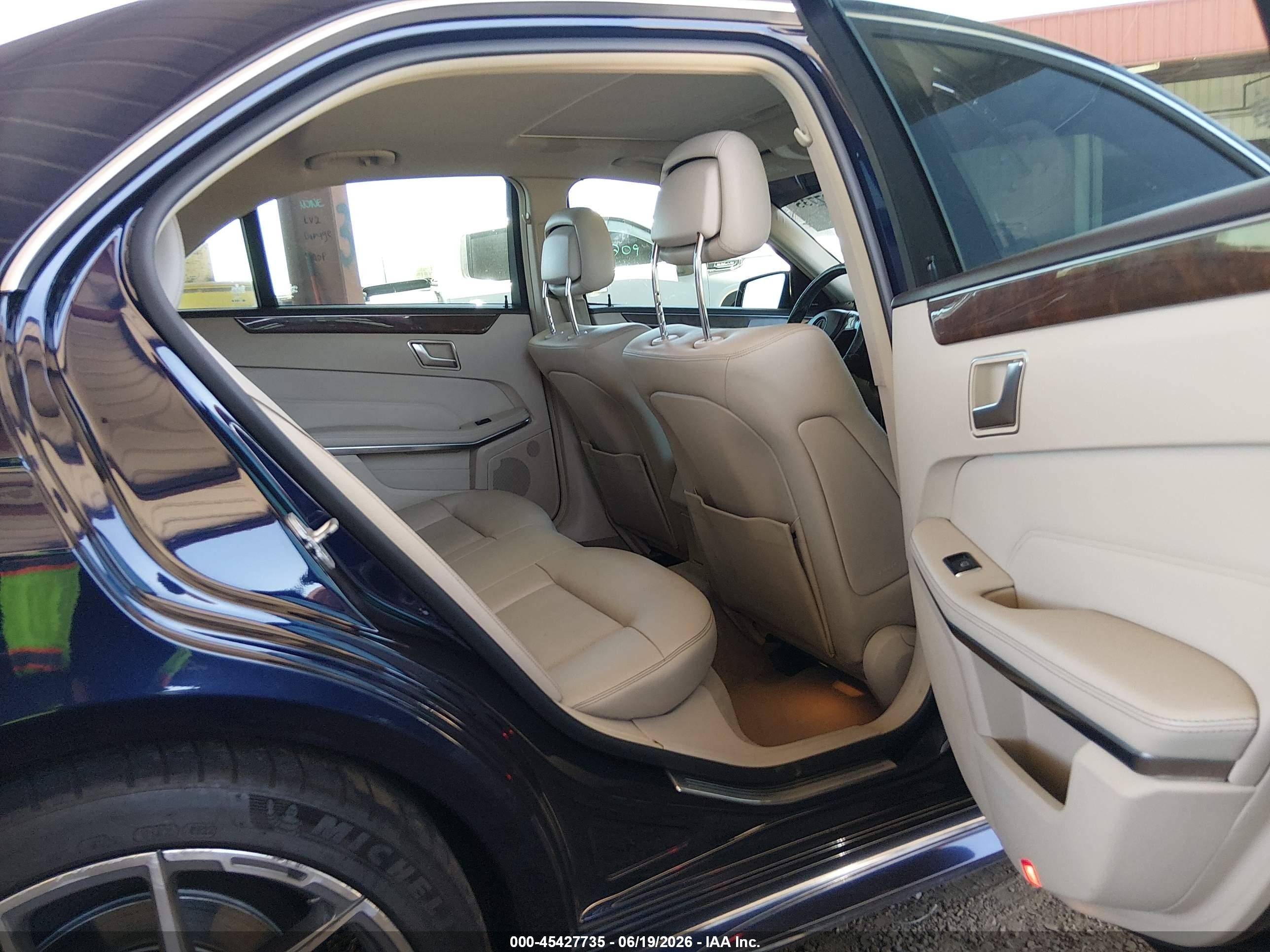 2014 Mercedes-benz E 350 Blue vin: WDDHF5KB9EA933531