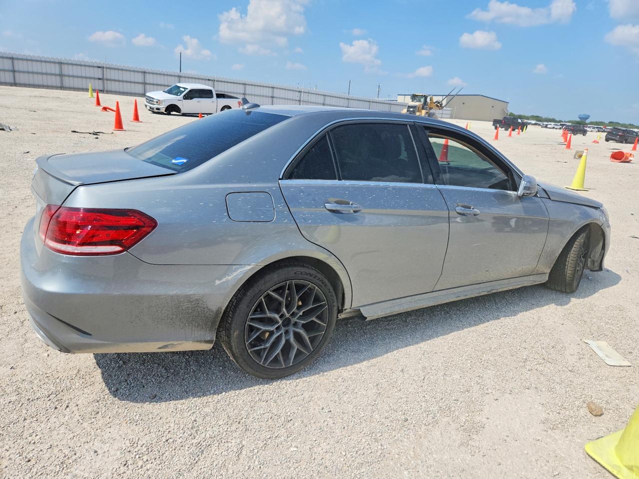 2014 Mercedes-benz E 350 Gray vin: WDDHF5KB9EA973608