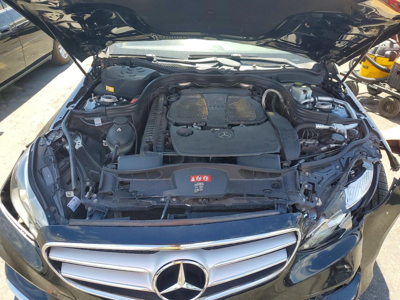 2014 Mercedes-benz E 350 Black vin: WDDHF5KB9EB000948