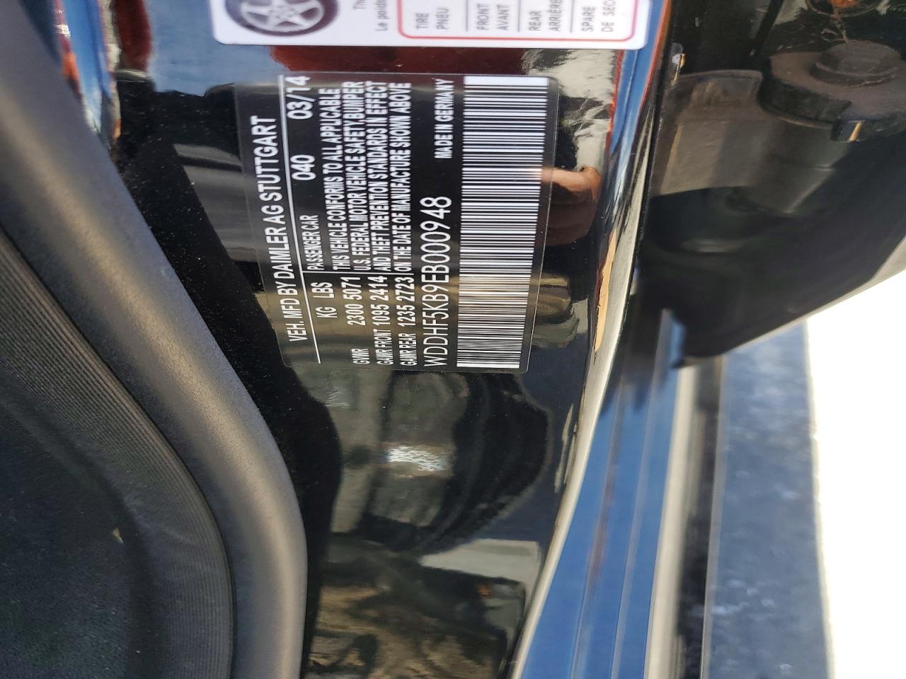 2014 Mercedes-benz E 350 Black vin: WDDHF5KB9EB000948