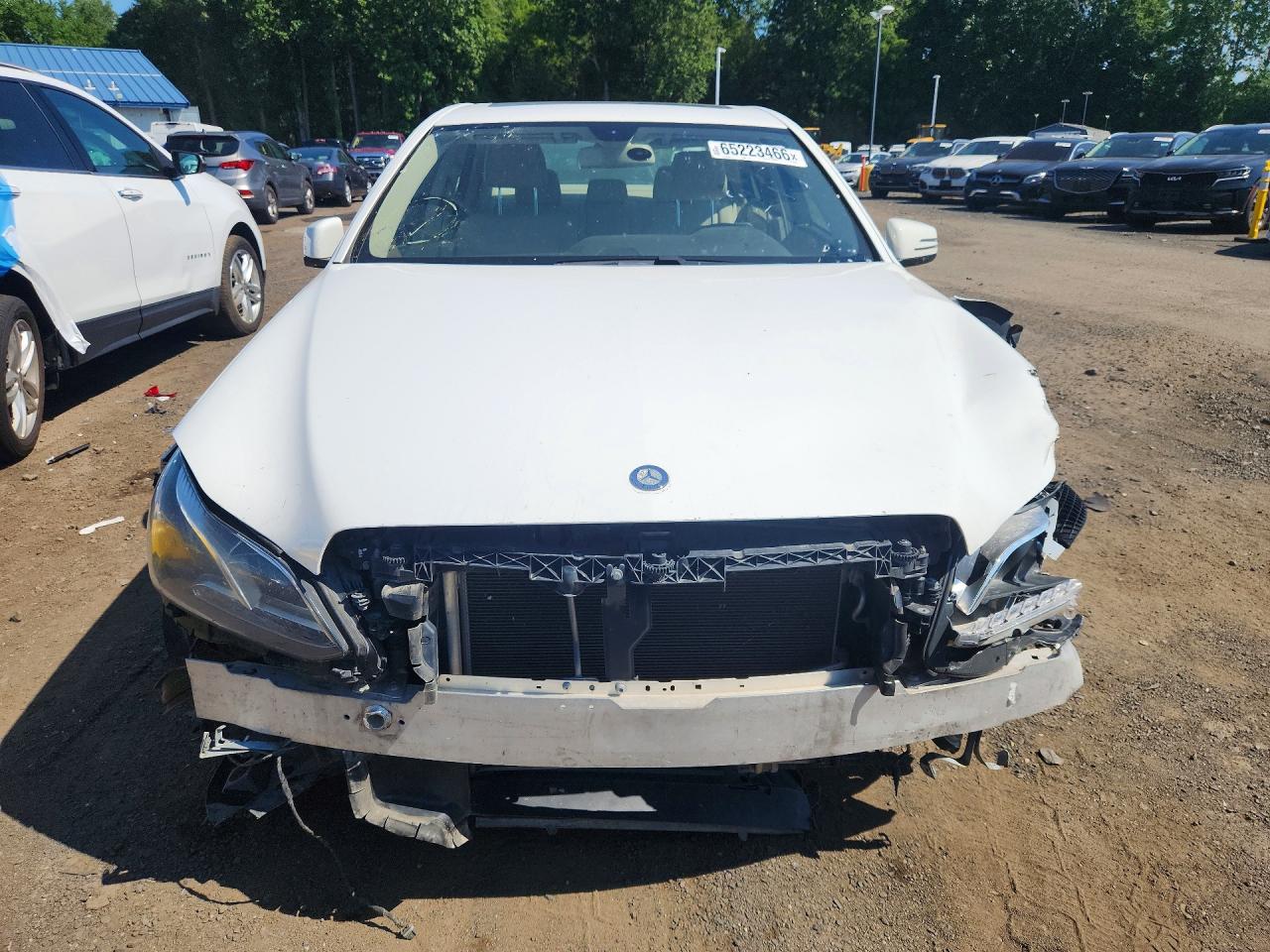 2014 Mercedes-benz E 350 White vin: WDDHF5KB9EB022559