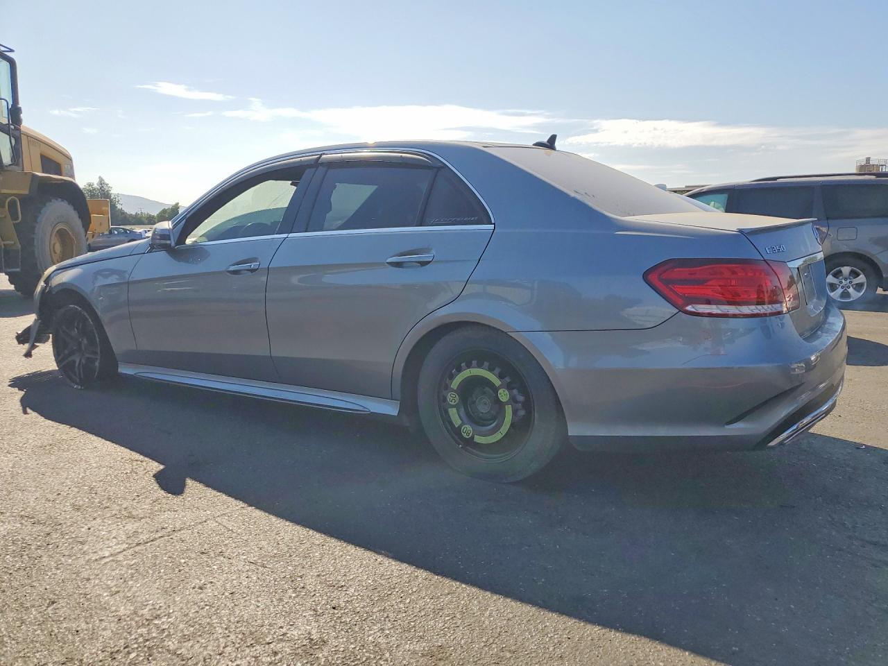 2014 Mercedes-benz E 350 Silver vin: WDDHF5KB9EB045081