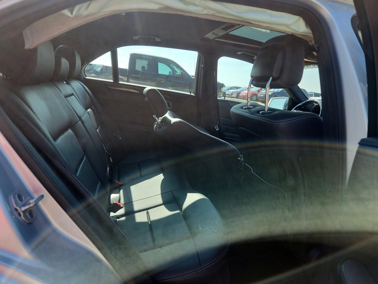 2015 Mercedes-benz E 350 Серебряный vin: WDDHF5KB9FB084142