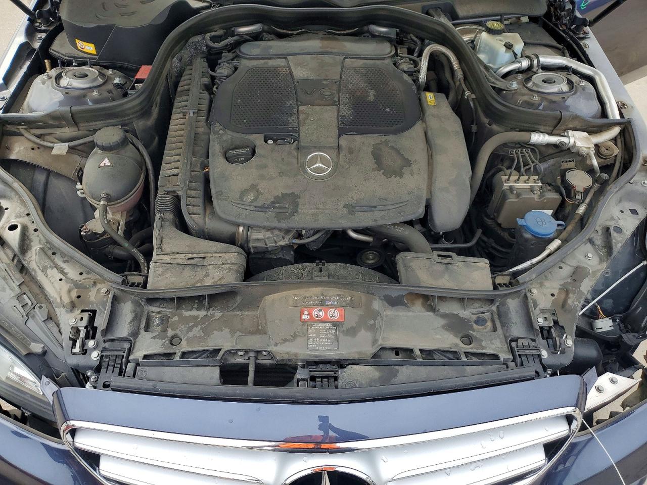 2015 Mercedes-benz E 350 Blue vin: WDDHF5KB9FB099966