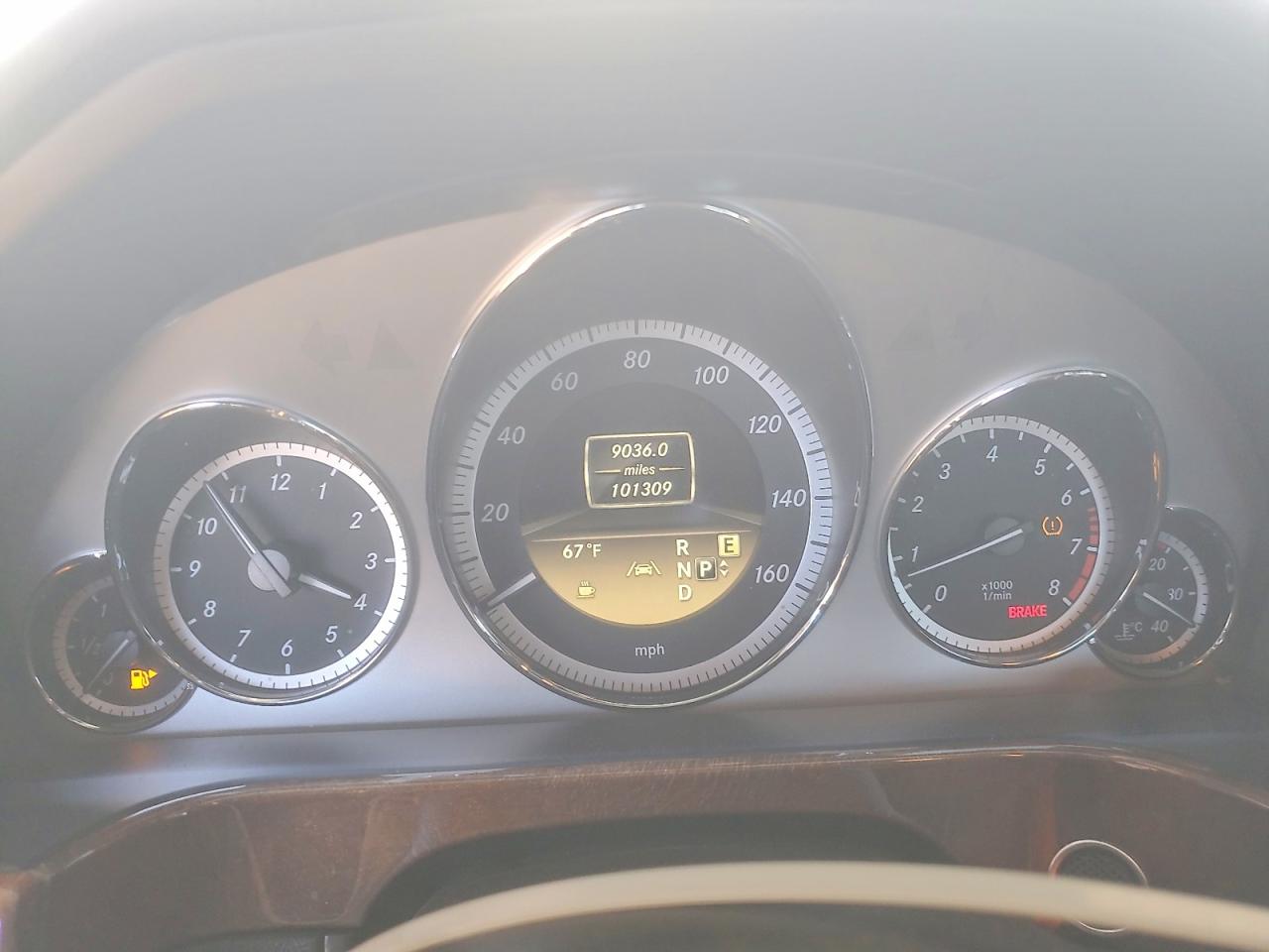 2012 Mercedes-benz E 350 Синий vin: WDDHF5KBXCA531840