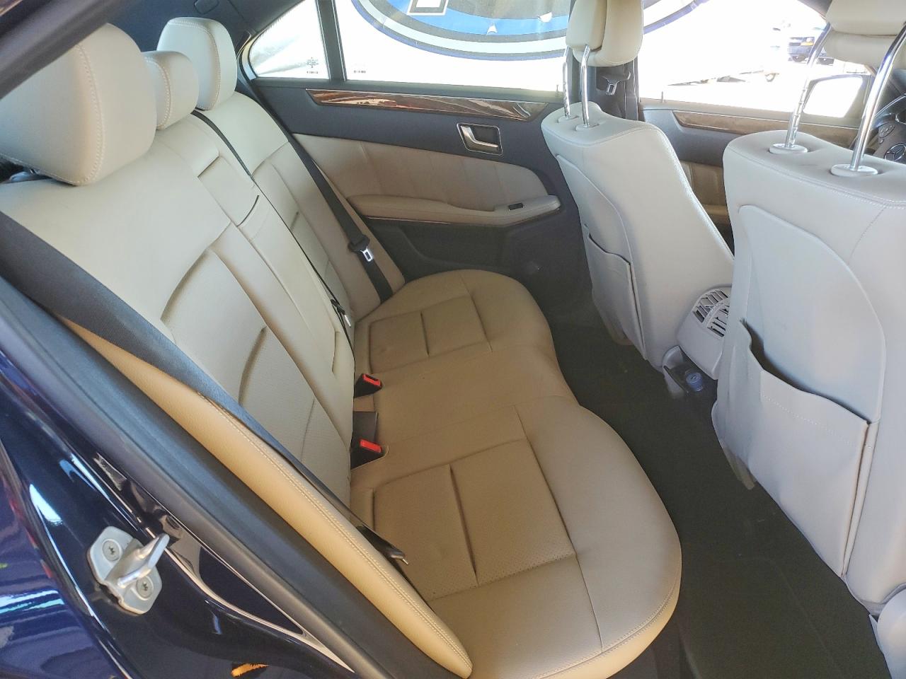 2012 Mercedes-benz E 350 Синий vin: WDDHF5KBXCA531840