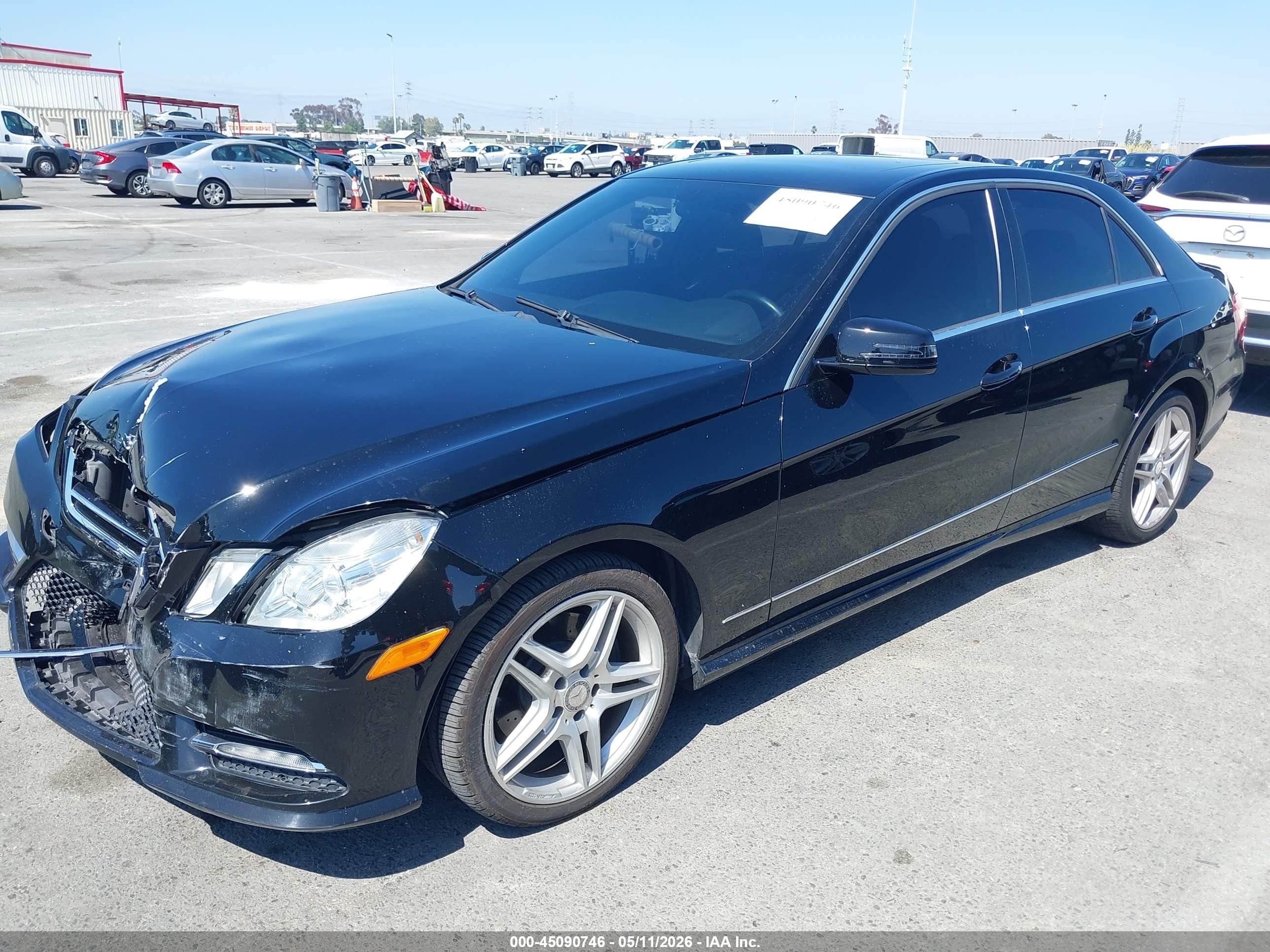 2012 Mercedes-benz E 350   Black vin: WDDHF5KBXCA554910
