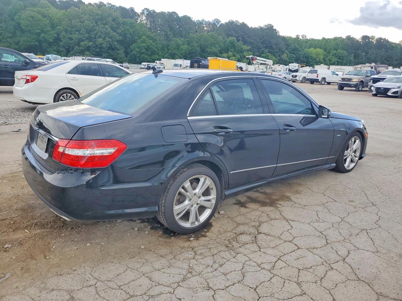 2012 Mercedes-benz E 350 Черный vin: WDDHF5KBXCA563784