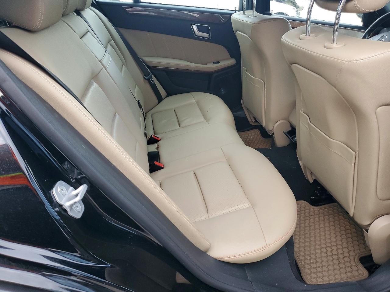 2012 Mercedes-benz E 350 Черный vin: WDDHF5KBXCA563784