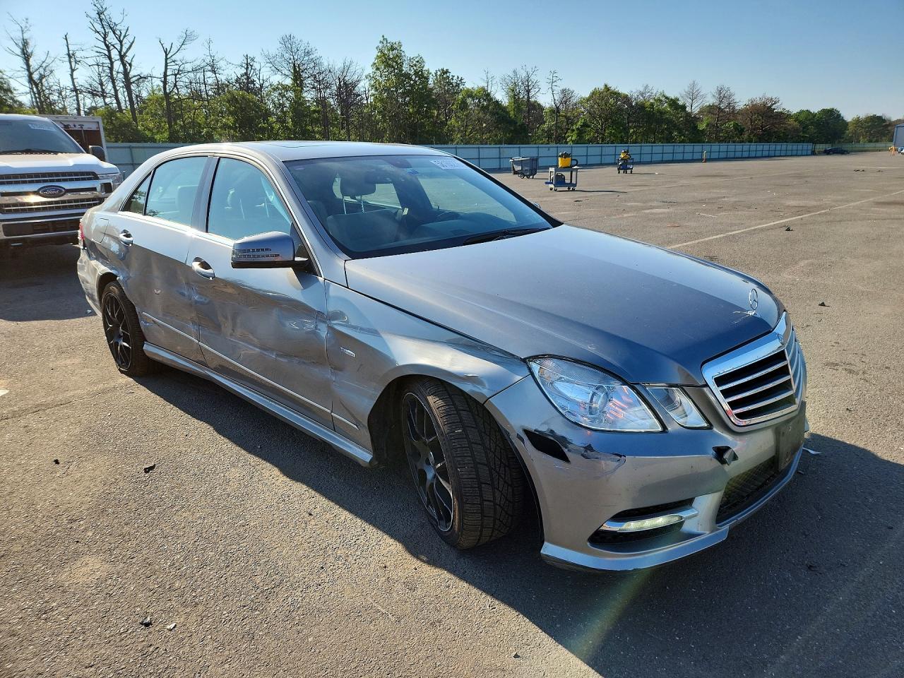 2012 Mercedes-benz E 350 Серебряный vin: WDDHF5KBXCA570489