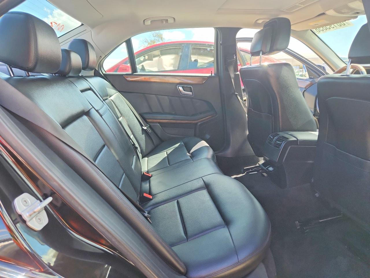 2012 Mercedes-benz E 350 Black vin: WDDHF5KBXCA605225