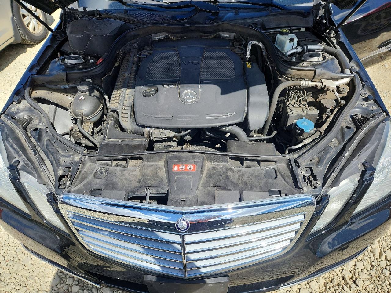2012 Mercedes-benz E 350 Black vin: WDDHF5KBXCA605225