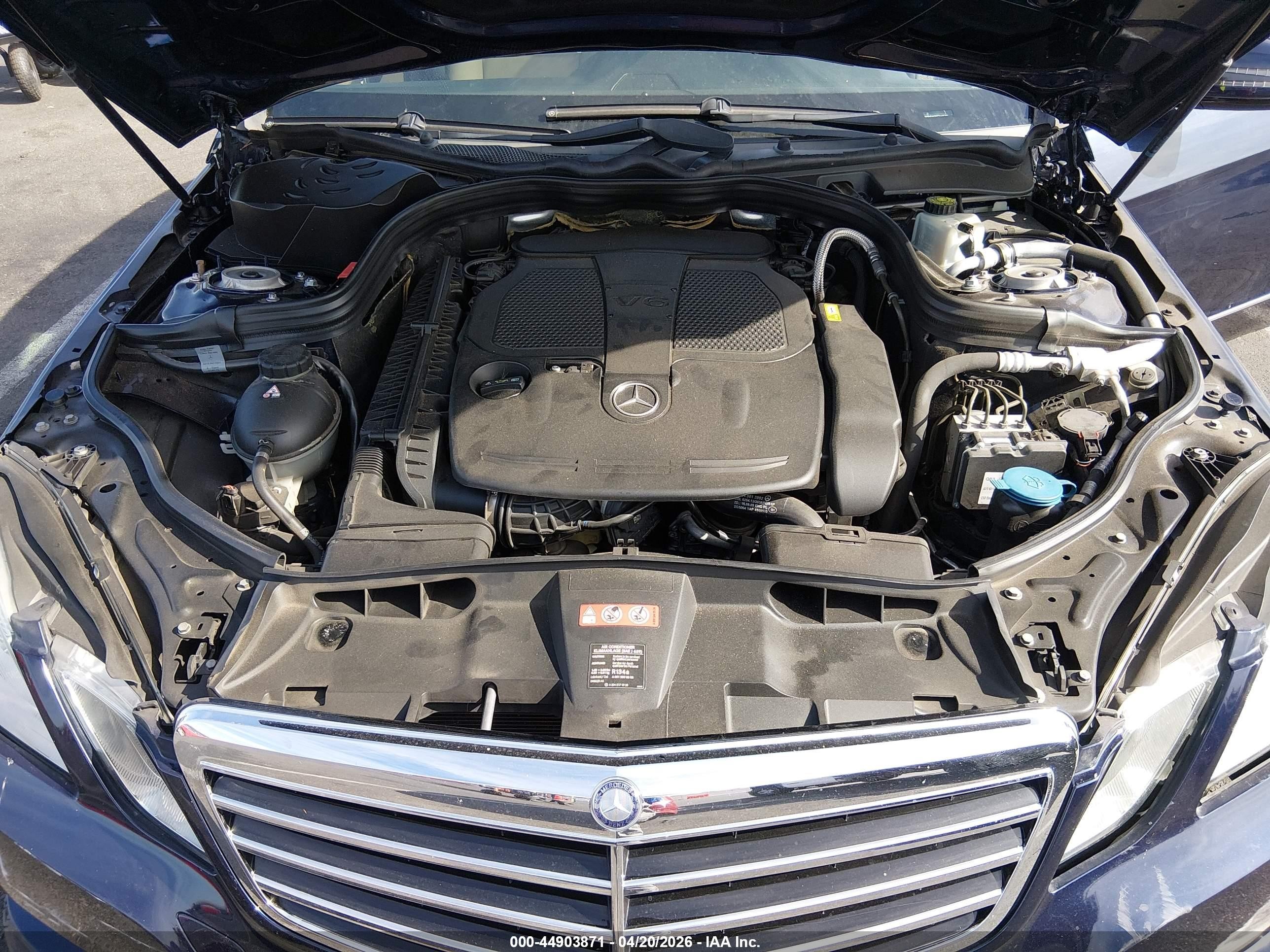 2012 Mercedes-benz E 350   Purple vin: WDDHF5KBXCA645790